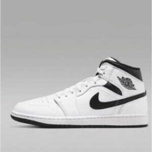 Jordan 1 Mid Men's Sneakers - White and Black